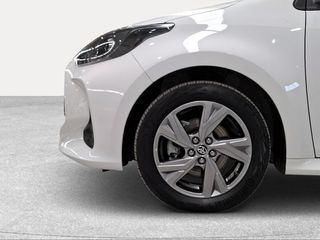 Toyota Yaris 1.5 120H Active Plus