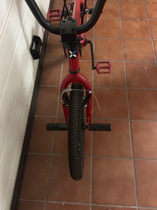 Bicicleta BMX Roja