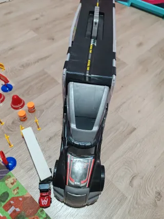 Camión transportador coches + alfombra