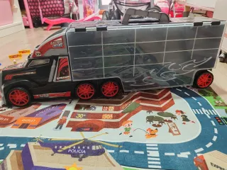 Camión transportador coches + alfombra