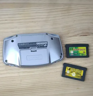 Nintendo Game Boy Advance Plata + 2 Juegos