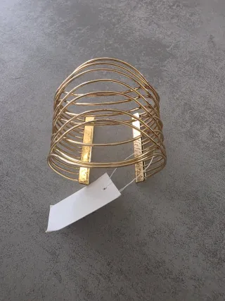 Brazalete acero dorado| Gold Stainless Steel Arm