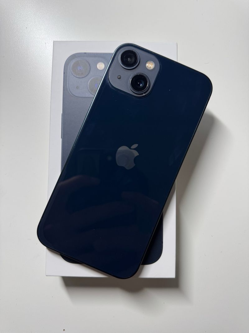iPhone 13 128GB Azul midnight