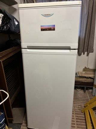 Nevera Corberó con Congelador