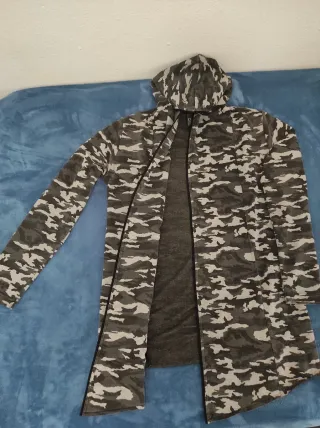 Chaqueta Camuflaje Gris y Blanca