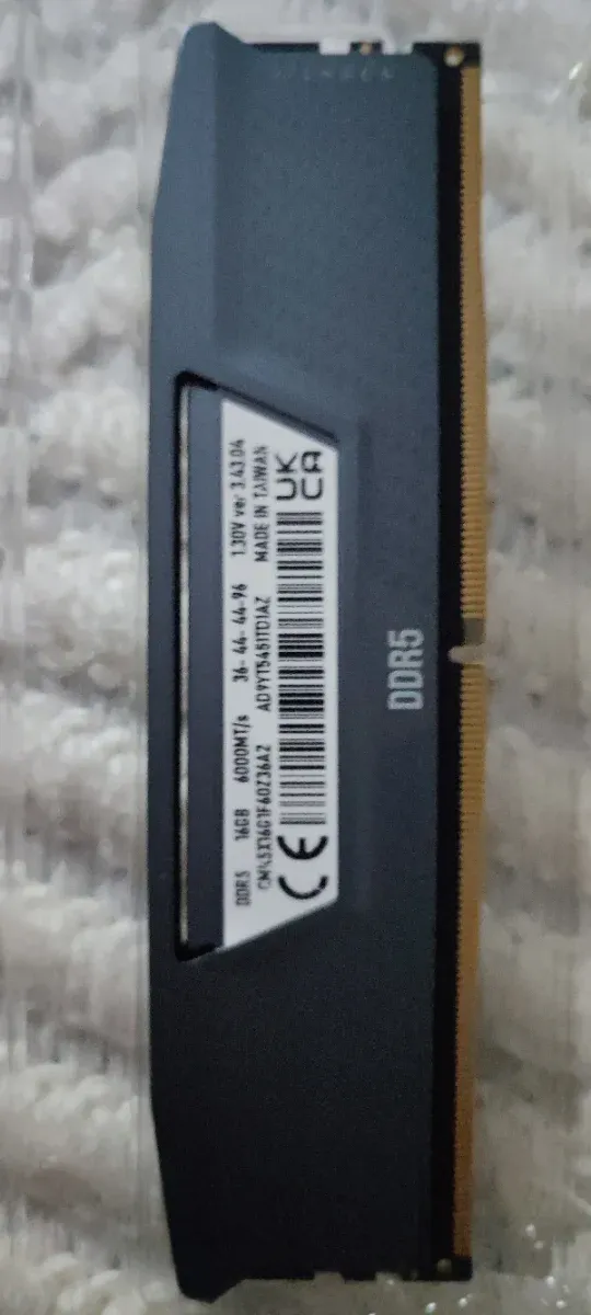 Módulo Memoria RAM DDR5 16GB 6000MT/s CL36