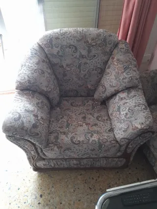Sillón de tela para restaurar