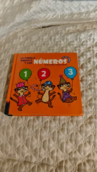 Libro infantil con pop-up + otro libro de regalo