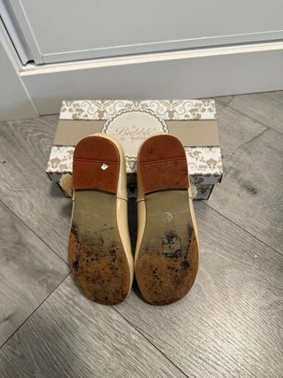 Zapatos niña ceremonia charol beige talla 31