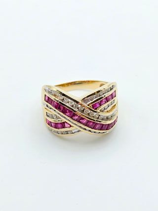 Anillo Oro 18K Diseño Central con Diamantes T-15