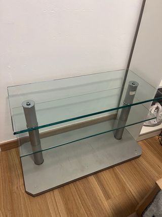 Mesa de cristal y metal