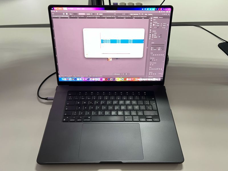 Macbook Pro Max 16" M4 64Gb Space Gray
