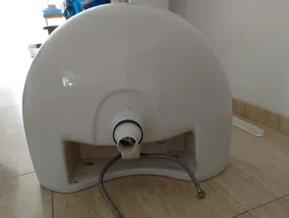 Lavabo de porcelana blanco