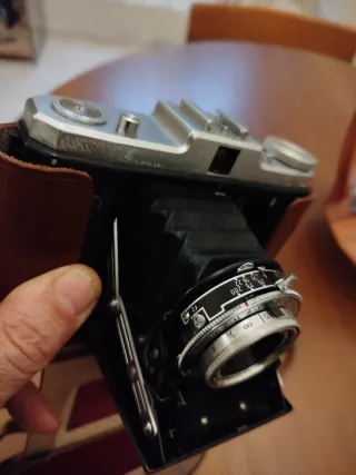 Macchina fotografica Nettar marrone/argento