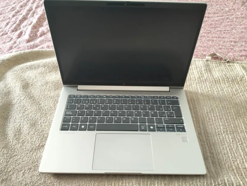 HP Elitebook 645 G11 14 Plata