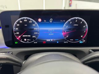 Mercedes-Benz CLA 35 AMG