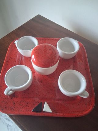 Set caffè rosso e bianco