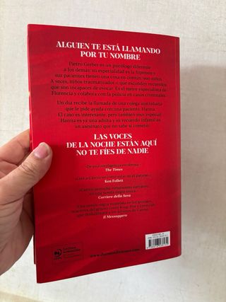 La casa de las voces (Spanish Edition)