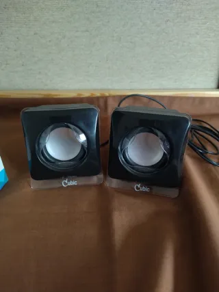 Altavoces Biwond Cubic Sound 2.0