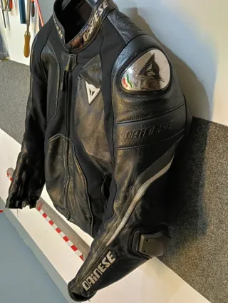 !!Chaqueta Dainese Moto Deportiva Negra talla 50 !