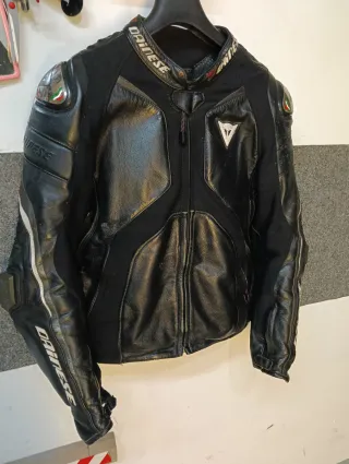!!Chaqueta Dainese Moto Deportiva Negra talla 50 !