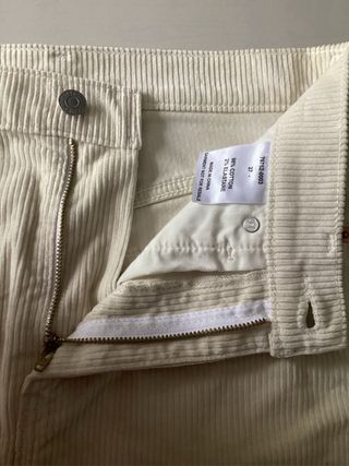 Falda Levi's de pana beige