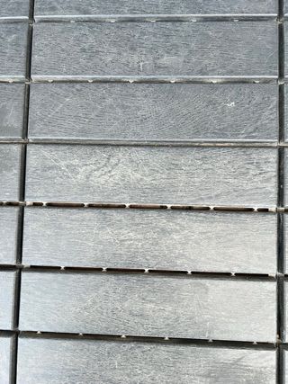 Suelo exterior / terraza gris