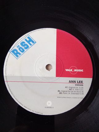 ANN LEE - VOICES - VINILO REMEMBER