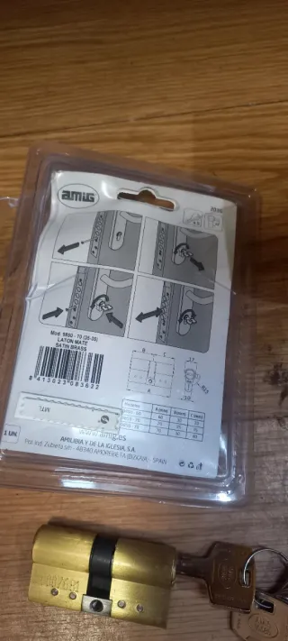 Bombín Seguridad Amig 9950 + 4 Llaves