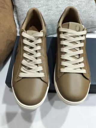 Zapatillas Fred Perry Beige/Marrón