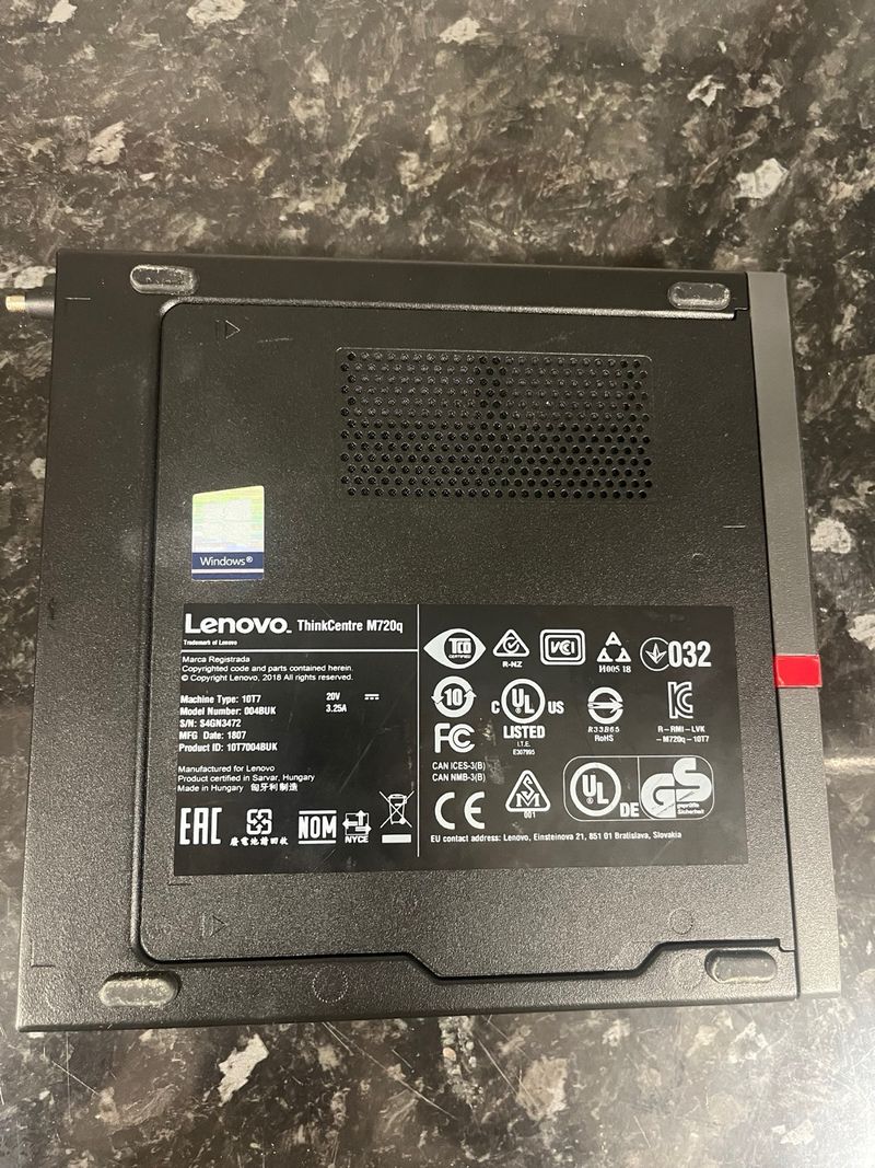 Lenovo ThinkCentre M720q i5 8400t afbeelding 3