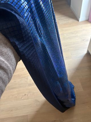 Tela azul brillante con cuadrados