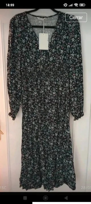 Vestido Springfield floral midi talla L