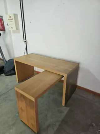 Escritorio IKEA MALM extensible