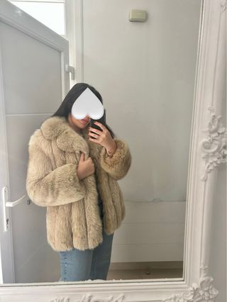 Abrigo de pelo beige/crema