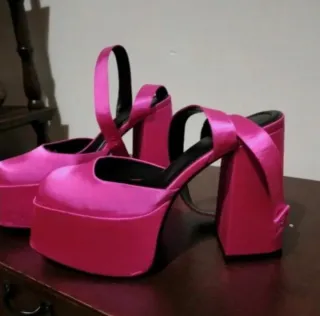 Tacchi Bershka Rosa Fucsia con Piattaforma