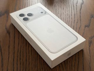 iPhone 17 Pro Max silver 256gb NUEVO + factura