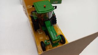 BRI43326 Britains John Deere 3350 1/32