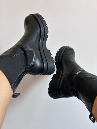 Anfibi Stradivarius neri donna