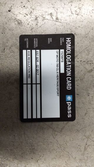 ESCAPE CF MOTO 700 CL LEOVINCE