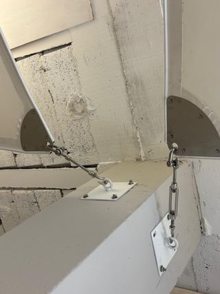 2 Toldos vela de PVC blancos con sujeciones