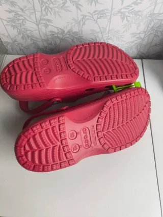 Crocs Baya Talla 43/44 Rojo