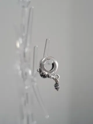 Charm tortuga con detalles azules