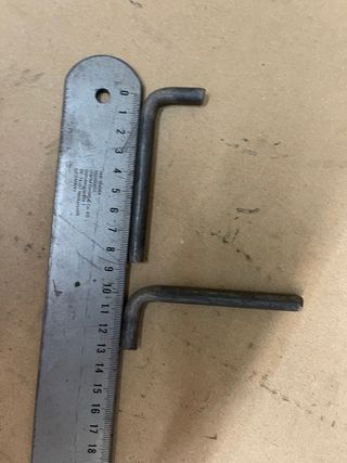 Lote de varillas en forma de gancho