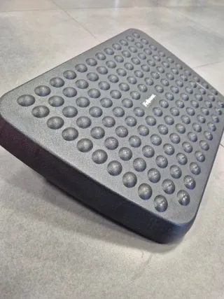 Reposapiés Fellowes Negro