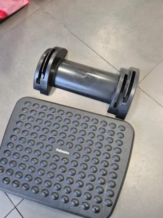 Reposapiés Fellowes Negro