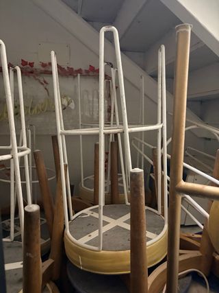 Se venden bancos usados pero en buenas condiciones