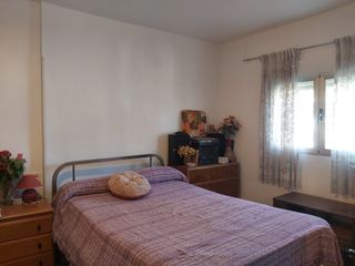 Casa con jardín en Madrid ciudad al lado del metro