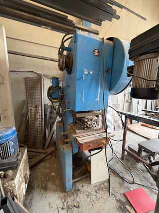 Maquinaria industrial metal