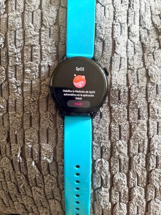 Huawei Watch 3 con varias correas de regalo